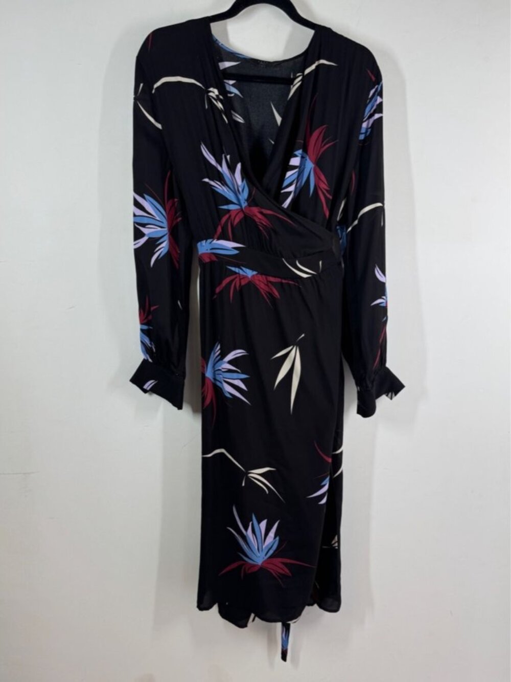 YAYA Wrap Midi Dress Black Floral Long Sleeve Size 44 Boho Casual Chic Vacation - Picture 2 of 15
